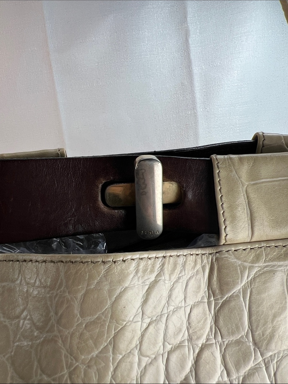 Furla crocodile embossed, beige large tote Giftaway5/19/26 - Picture 10 of 12